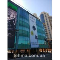 Печать и монтаж сетки банерной на фасаде Сады Победы для ТМ Шабо